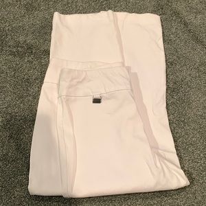 White capris size 4